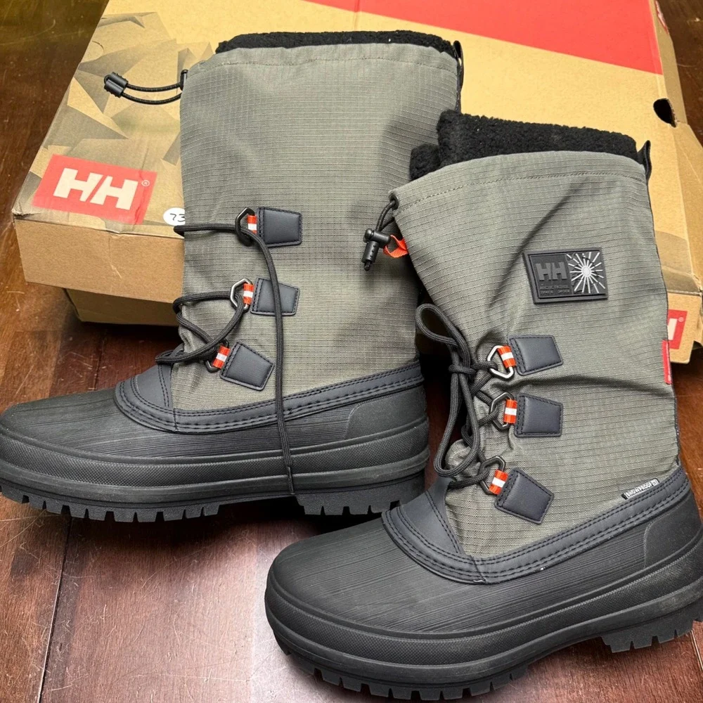New Helly Hansen Arctic Patrol Boot Mens 10 Green Black Insulated Snow Boots
